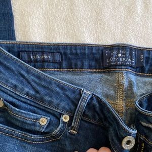 Lucky brand skinny jeans size 6 dark denim